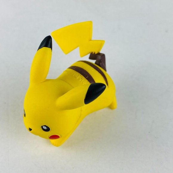 Pokemon Pikachu 2015 Nintendo Tomy Yellow Character Figure Toy Kids - Picture 4 of 4